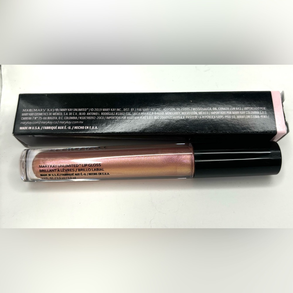 Mary Kay Unlimited Lip Gloss Sheer Douce Illusion - Picture 3 of 3